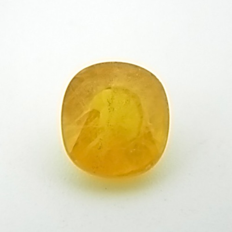 5.10 Carat/ 5.66 Ratti Natural Yellow Sapphire 