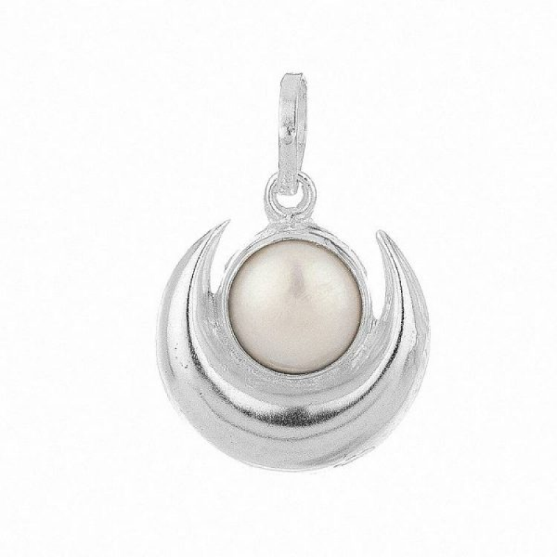 Half Moon Pearl Pendant With Silver